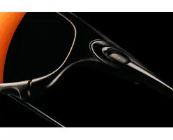 oakley-muzm-x-metal-juliet-2026 (2)