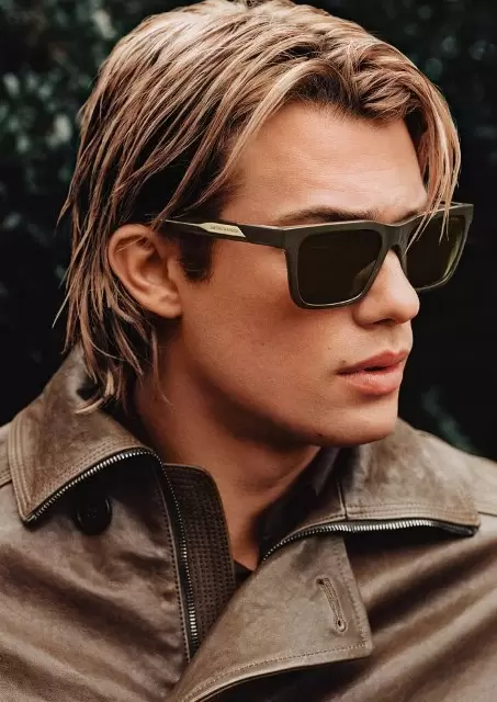 КРАСКИ ОСЕНИ В КАМПАНИИ EMPORIO ARMANI ОСЕНЬ-ЗИМА 2025