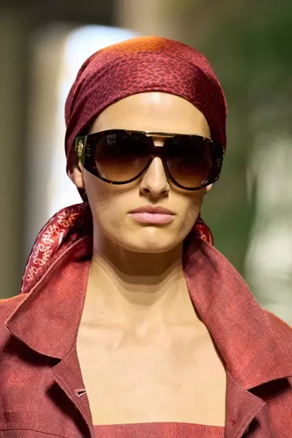 ТРЕНДЫ. БРЕНДЫ. TRENDS. BRANDS: ДВОЙНАЯ ПОДДЕРЖКА