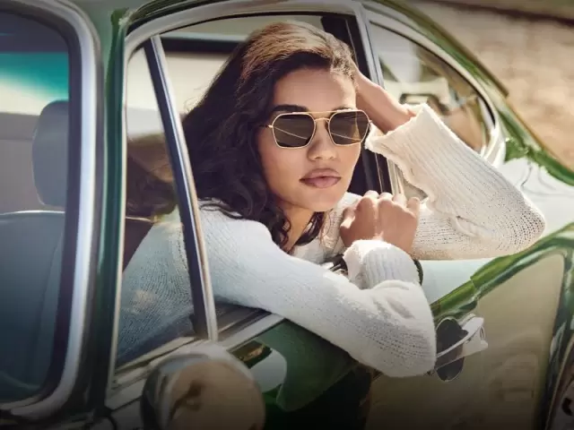 БРИТАНСКИЕ ОЧКИ: КУЛЬТОВАЯ КРУГЛАЯ ФОРМА