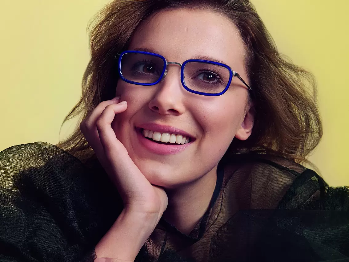 КОЛЛЕКЦИЯ MILLIE BOBBY BROWN X VOGUE EYEWEAR / Новости