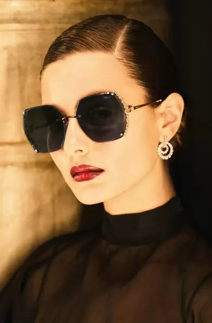 КРАСНАЯ ДОРОЖКА В КАННАХ ОТ CHOPARD