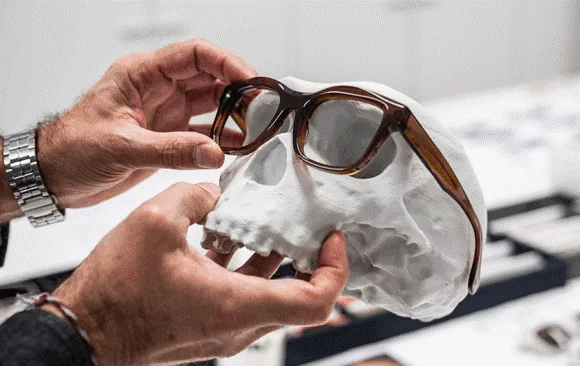 SAPIENS: ДИЗАЙН ОЧКОВ, СОЗДАННЫЙ HOMO HABILIS