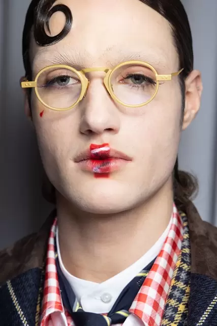 ТРЕНДЫ. БРЕНДЫ. TRENDS. BRANDS: ВИНТАЖНЫЕ И КРУГЛЫЕ