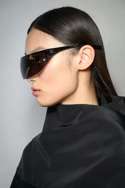 ТРЕНДЫ. БРЕНДЫ. TRENDS. BRANDS: ЛОГОМАНИЯ