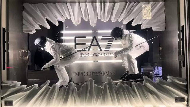 ОЧКИ И МАСКИ КАК СИМВОЛЫ ПЕРФОРМАНСА И ДИЗАЙНА