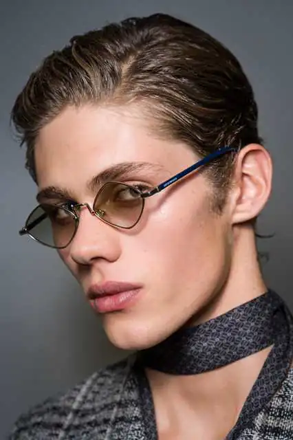 ТРЕНДЫ. БРЕНДЫ. TRENDS. BRANDS: ЧЕТКИЕ ФОРМЫ