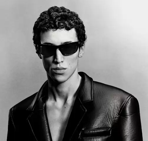 RAY-BAN ОБНОВЛЯЕТ СВОИ МОДЕЛИ